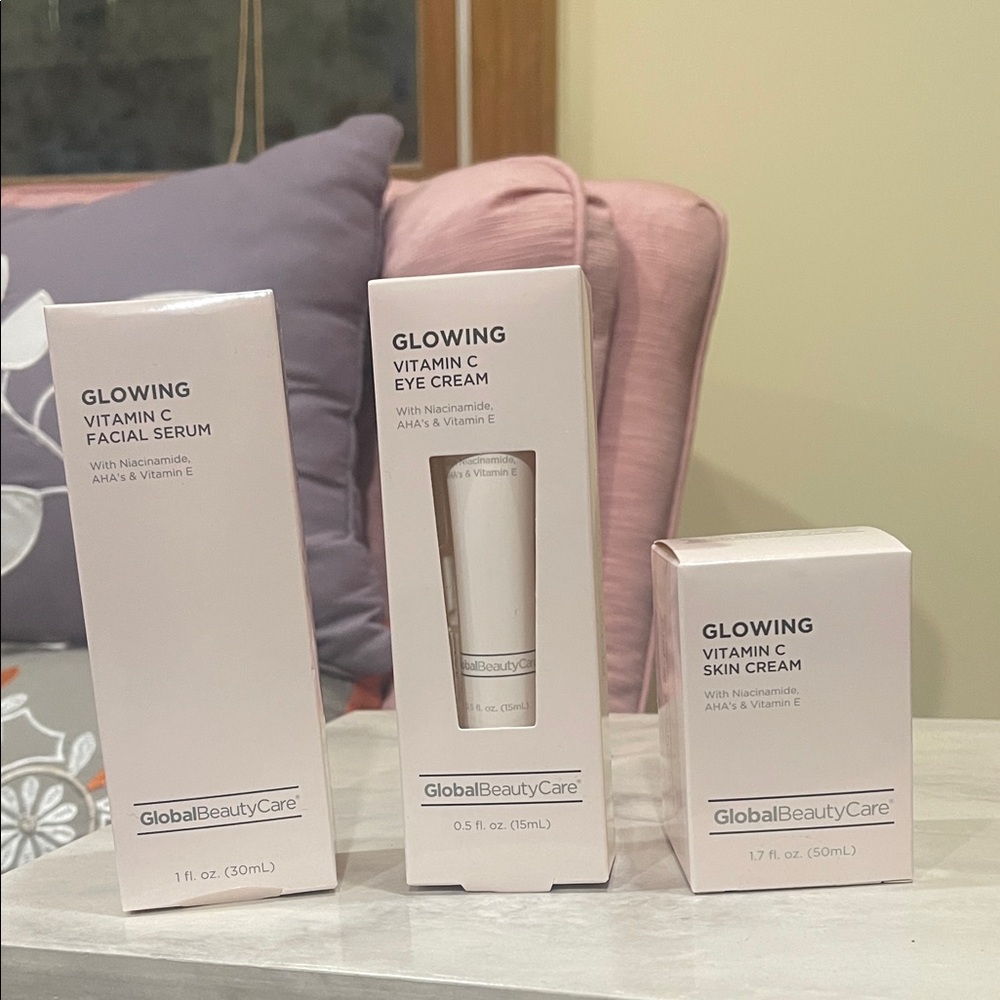 New! Global Beauty Care Glowing Vitamin C Skincare Trio - Baby Pink